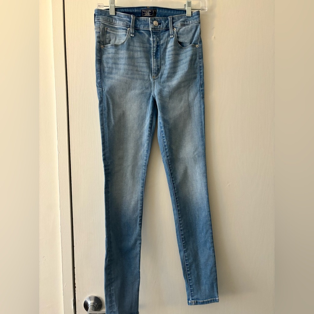 Abercrombie blue jeans